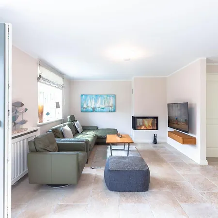 Hues Holm Holiday home *